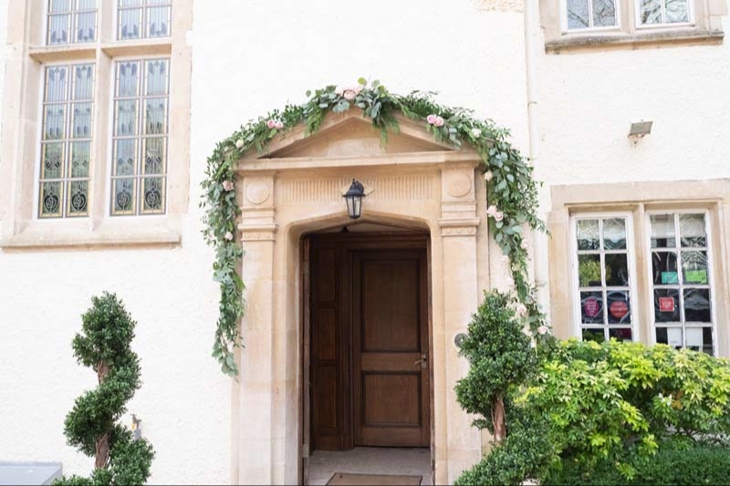 Image 2 from Holm House