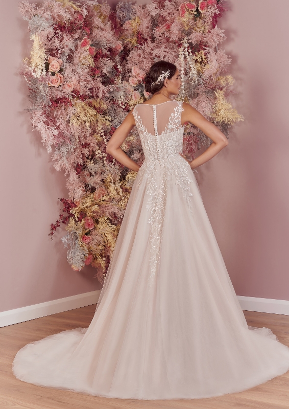 Image 3 from Chez Louise Bridal