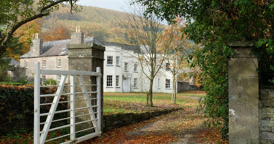 Image 1: Tall John's House