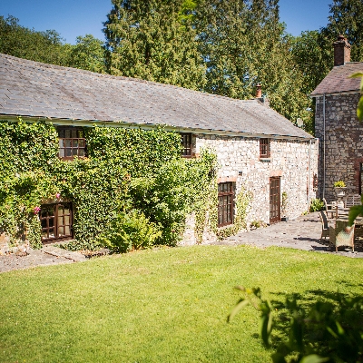 Say your vows at Pencoed House Estate