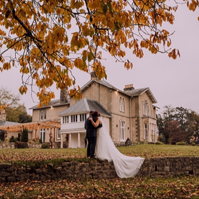 Real Weddings: Autumn leaves