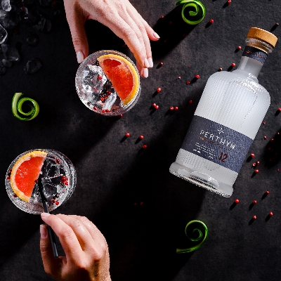 Perthyn Low Alcohol Spirit, made in Cardiff, is a great alternative to gin
