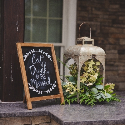 Wedding News: Expert tips for creating a unique wedding menu