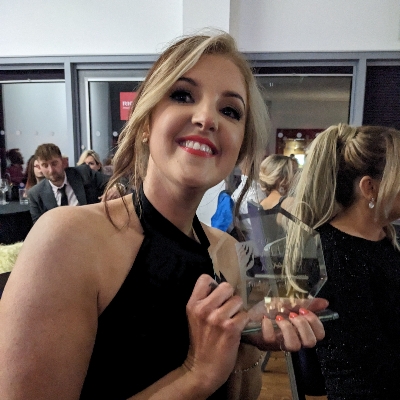 Stacey Williams, a hairstylist based in Swansea, has won an award