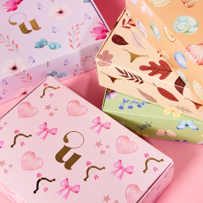 Fashion News: UNNDR Lingerie celebrates Mother's Day