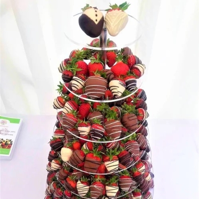 Wedding News: BERRY GOOD NEWS from Fruity Bouquets