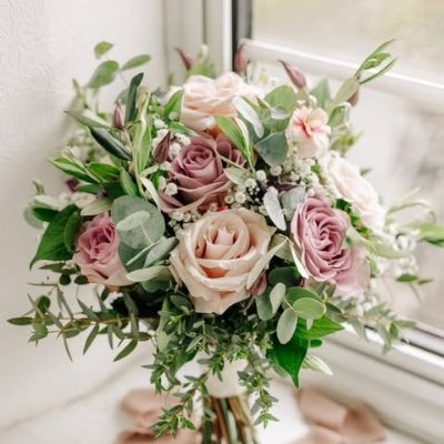 Wedding News: Expressions Wedding Florists is celebrating 25 years of business
