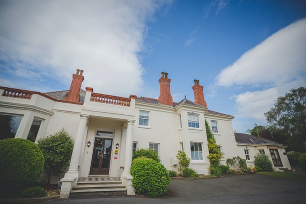 Get married at Mansion House Llansteffan: Image 1