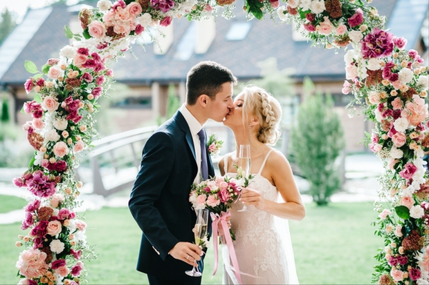 Bethan Davies from Celtic Manor Resort shares her insight on what's set to be hot in the wedding market for 2019: Image 1