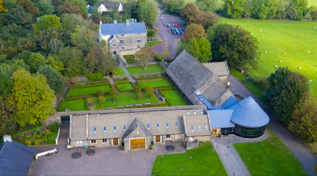 Say your vows at Llancaiach Fawr Manor: Image 1