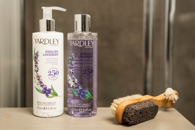 5 step home self-pamper routine with Yardley London: Image 2
