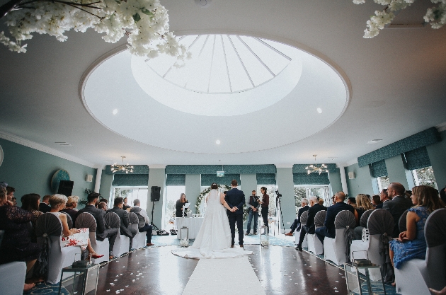 Say 'I do' at Manor Parc: Image 1