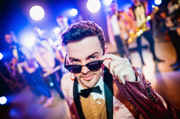 Top tips for booking your wedding entertainment