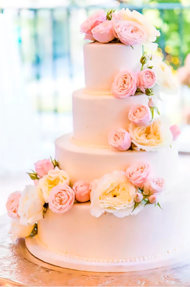 Summer wedding cake