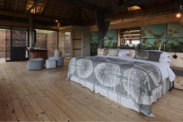 inside safari suite