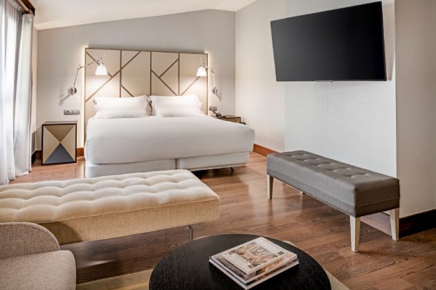 Bedroom at NH Collection Leon Plaza Mayor