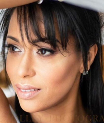 Image 2 from Makeup Locker