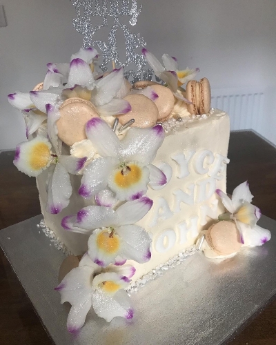 Image 1 from Cakes and Bakes