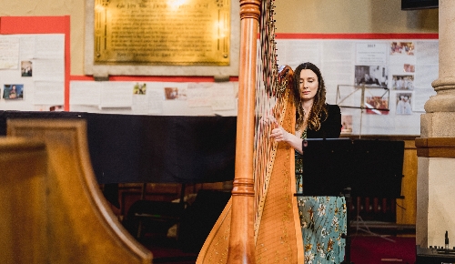 Hannah Williams Harpist
